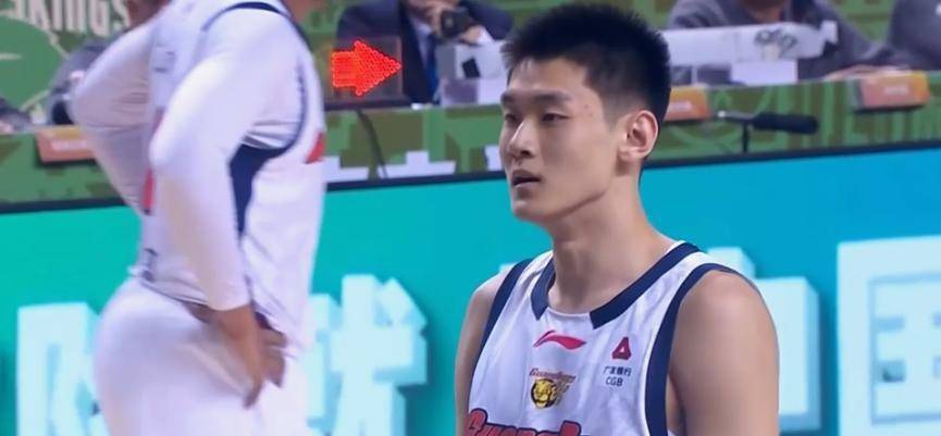 九游体育-窗口期CBA季后赛焦点战；孟菲斯灰熊豪取连胜；信心回归；年轻球员得到机会的简单介绍